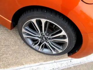 2016 HYUNDAI VELOSTER