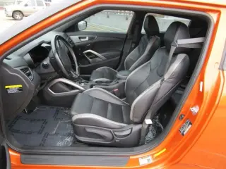2016 HYUNDAI VELOSTER