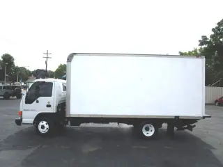 2001 ISUZU MED DUTY NPR