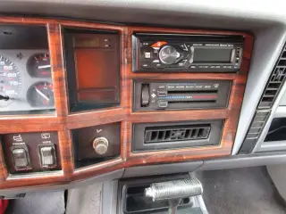 1989 JEEP CHEROKEE
