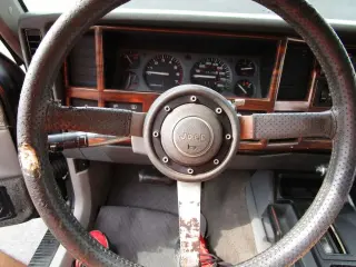 1989 JEEP CHEROKEE