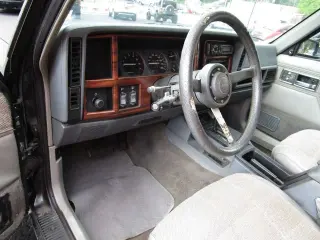 1989 JEEP CHEROKEE