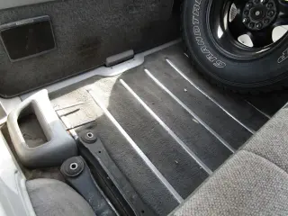 1989 JEEP CHEROKEE