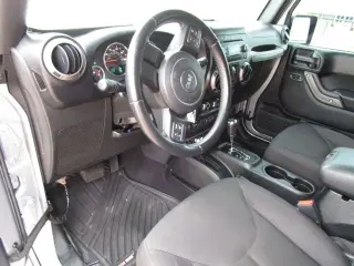 2016 JEEP WRANGLER