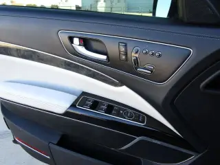 2015 KIA K900