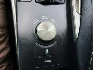 2017 LEXUS IS