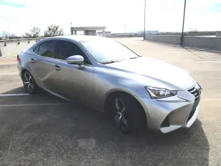 2017 LEXUS IS