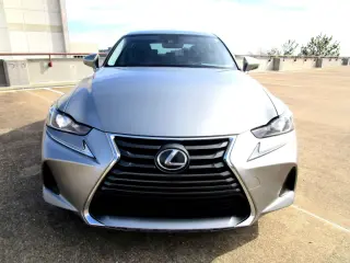 2017 LEXUS IS