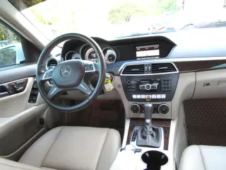 2014 MERCEDES-BENZ C-CLASS