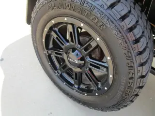 2017 RAM 1500 CREW CAB
