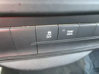 2017 RAM 1500 CREW CAB