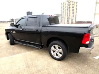 2014 RAM 1500 CREW CAB