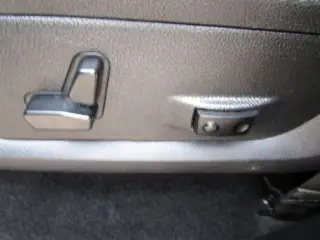 2014 RAM 1500 CREW CAB