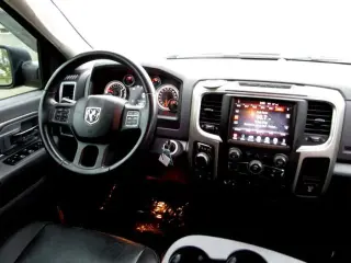 2014 RAM 1500 CREW CAB