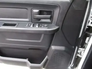 2014 RAM 1500 QUAD CAB