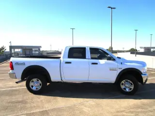 2017 RAM 2500 CREW CAB