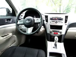 2011 SUBARU LEGACY