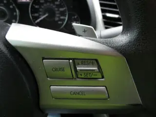 2011 SUBARU LEGACY