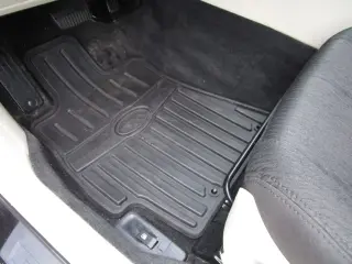 2011 SUBARU LEGACY