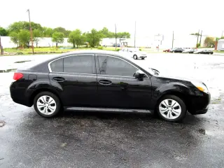 2011 SUBARU LEGACY