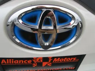 2017 TOYOTA PRIUS PRIME
