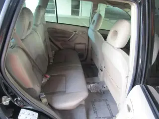 2004 TOYOTA RAV4
