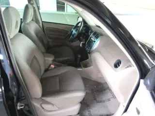 2004 TOYOTA RAV4