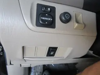 2004 TOYOTA RAV4