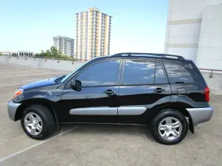 2004 TOYOTA RAV4