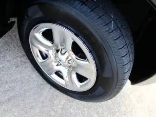 2004 TOYOTA RAV4