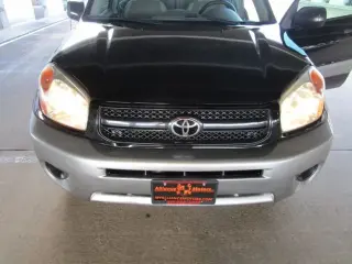 2004 TOYOTA RAV4