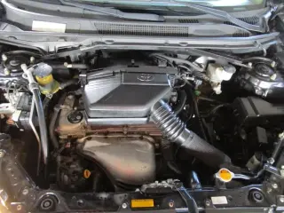 2004 TOYOTA RAV4