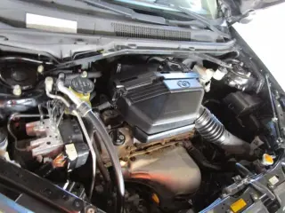 2004 TOYOTA RAV4