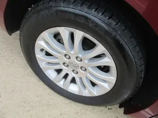 2011 TOYOTA SIENNA