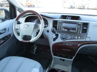 2014 Toyota Sienna