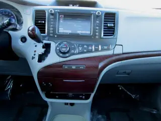 2014 Toyota Sienna