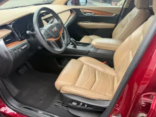 2017 CADILLAC XT5
