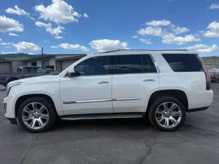 2015 CADILLAC ESCALADE