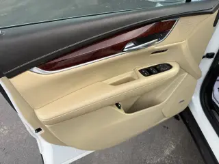 2018 CADILLAC XT5