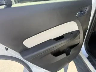 2011 CHEVROLET EQUINOX