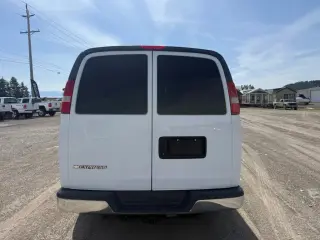 2017 CHEVROLET EXPRESS 3500 PASSENGER