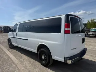 2017 CHEVROLET EXPRESS 3500 PASSENGER