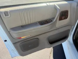 1995 CHRYSLER TOWN & COUNTRY