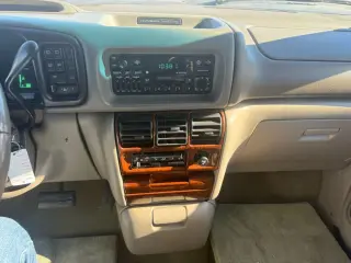 1995 CHRYSLER TOWN & COUNTRY