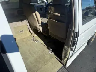 1995 CHRYSLER TOWN & COUNTRY