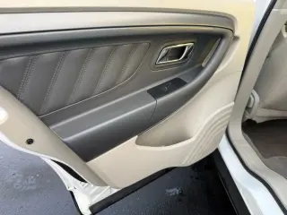 2010 FORD TAURUS
