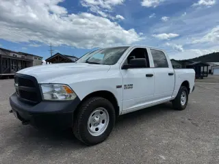 2015 RAM 1500 CREW CAB