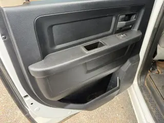 2015 RAM 1500 CREW CAB