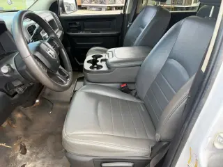 2015 RAM 1500 CREW CAB