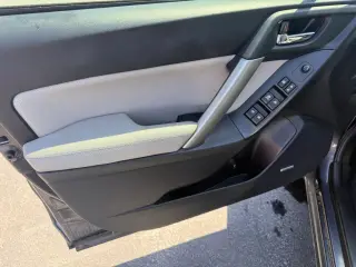 2016 SUBARU FORESTER